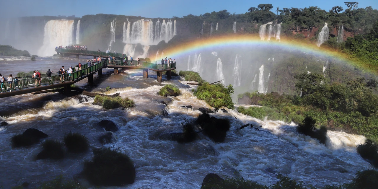 Cataratas do Iguaçu estão na corrida pelo Oscar do Turismo Mundial; saiba como votar