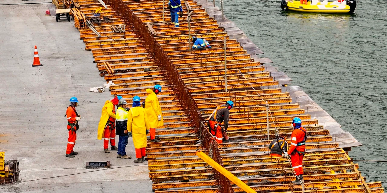 Paraná tem 3º maior saldo de empregos gerados no 1º semestre de 2025