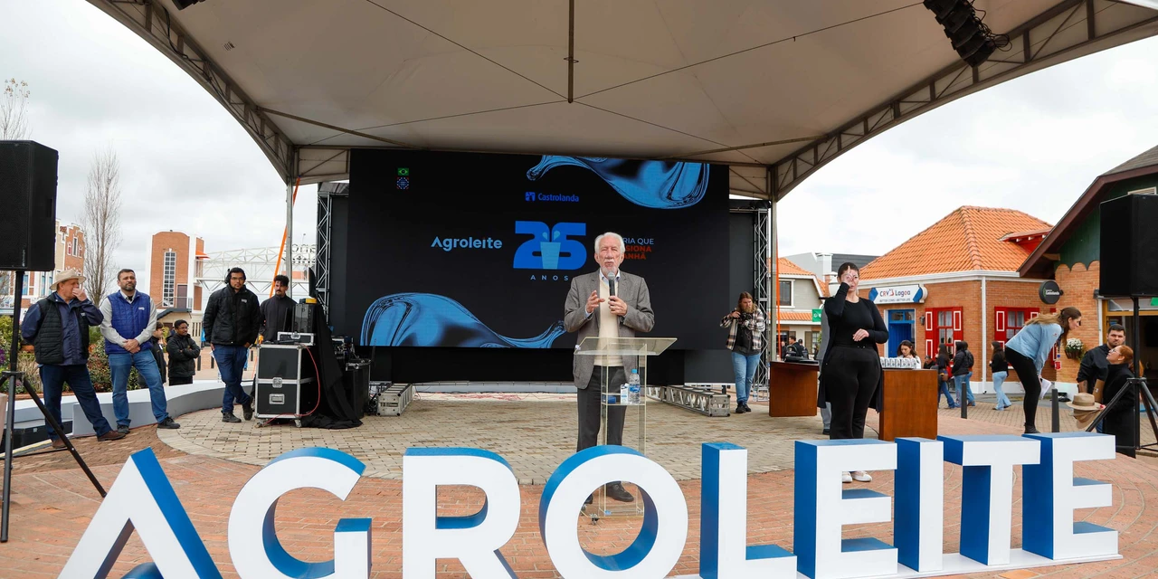 Piana destaca força do PR na produção de laticínios na abertura da Agroleite 2025