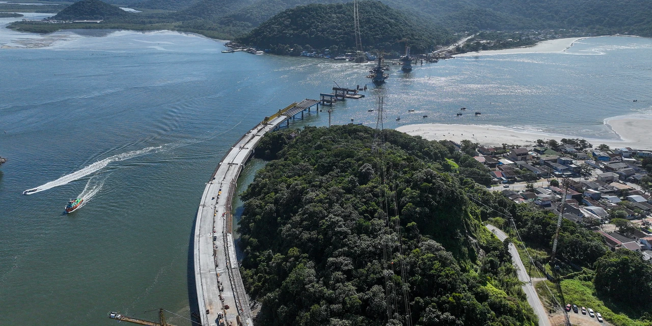 Com acessos mais visíveis, Ponte de Guaratuba alcança 70% de execução