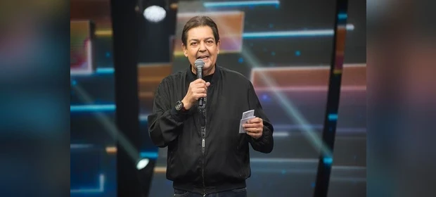 Assessoria de Faustão atualiza estado de saúde do apresentador após especulações