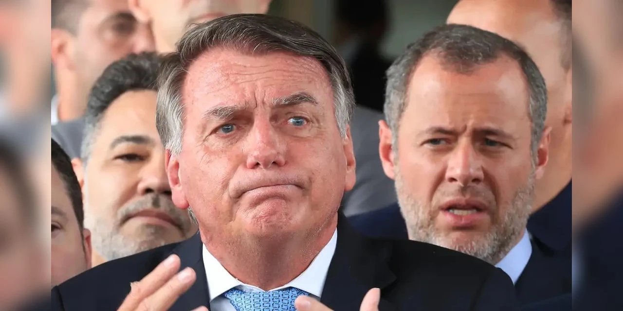 Advogados de Bolsonaro têm até quarta para entregar defesa ao STF