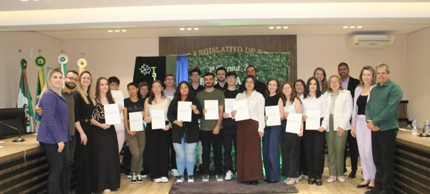 1º turma do Programa Talento Tech Paraná celebra conclusão de curso em Reserva