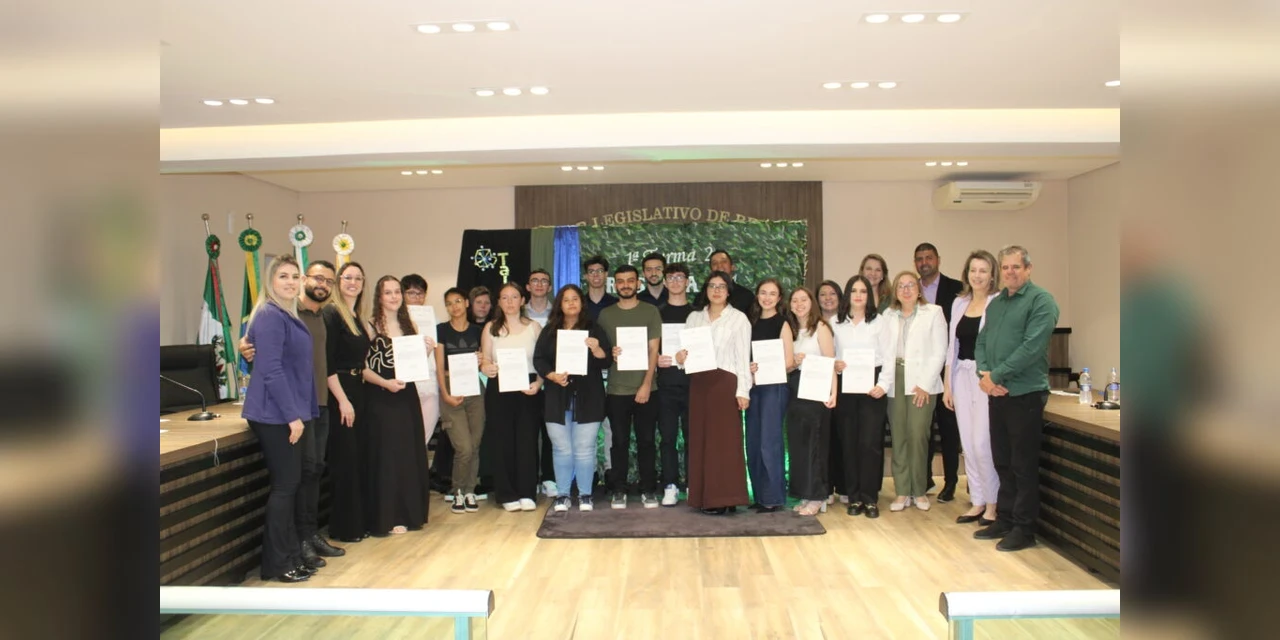 1º turma do Programa Talento Tech Paraná celebra conclusão de curso em Reserva