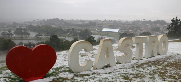 Carambeí presta apoio a Castro após chuvas intensas de granizo