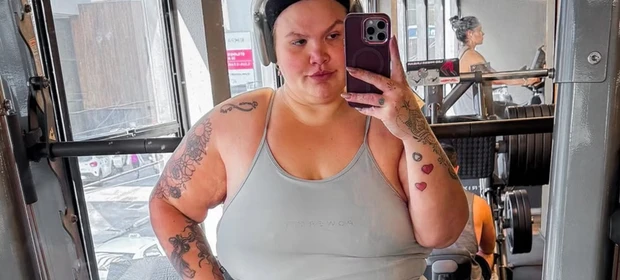 Thais Carla relata dificuldades para se alimentar após perder 60 kg