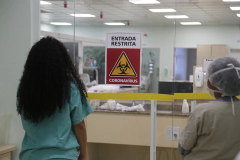 Notificações de SRAG por covid-19 crescem no PR, aponta InfoGripe
