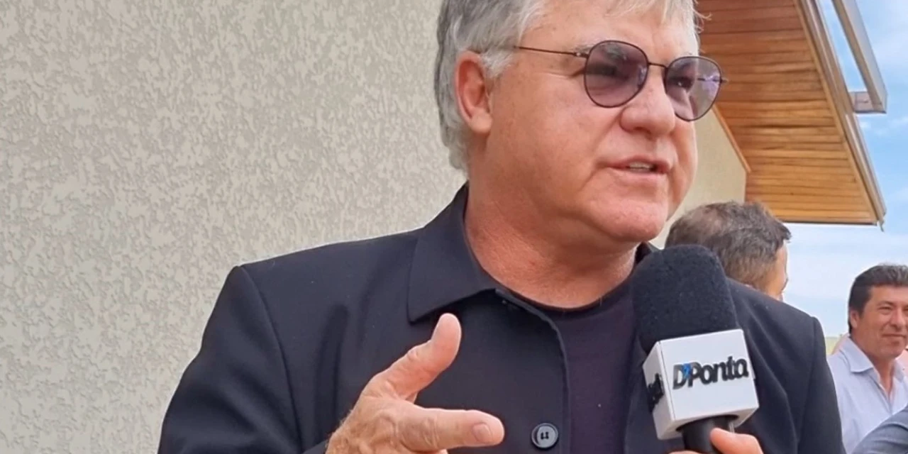 Altamir Sanson apresenta planejamento de Palmeira diante do 'Tarifaço'