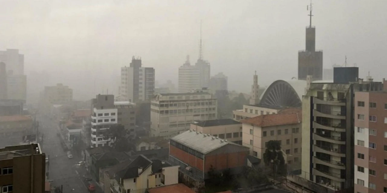 Defesa Civil emite alerta de chuvas intensas para Ponta Grossa