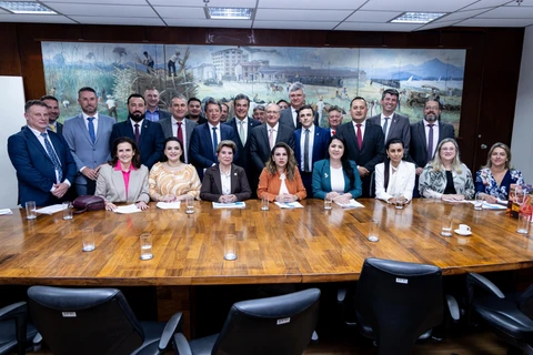 AMCG detalha solicitações para reduzir efeitos do "Tarifaço" sobre municípios