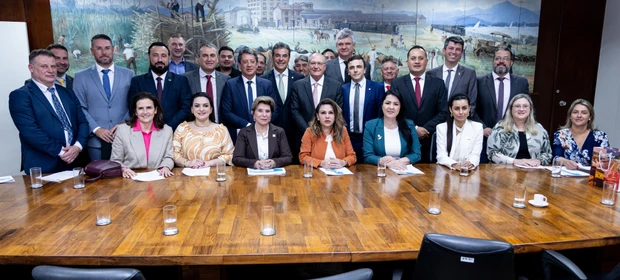 AMCG detalha solicitações para reduzir efeitos do "Tarifaço" sobre municípios