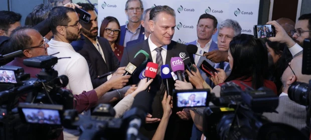 Fávaro defende políticas agrícolas estratégicas para o crescimento do agronegócio