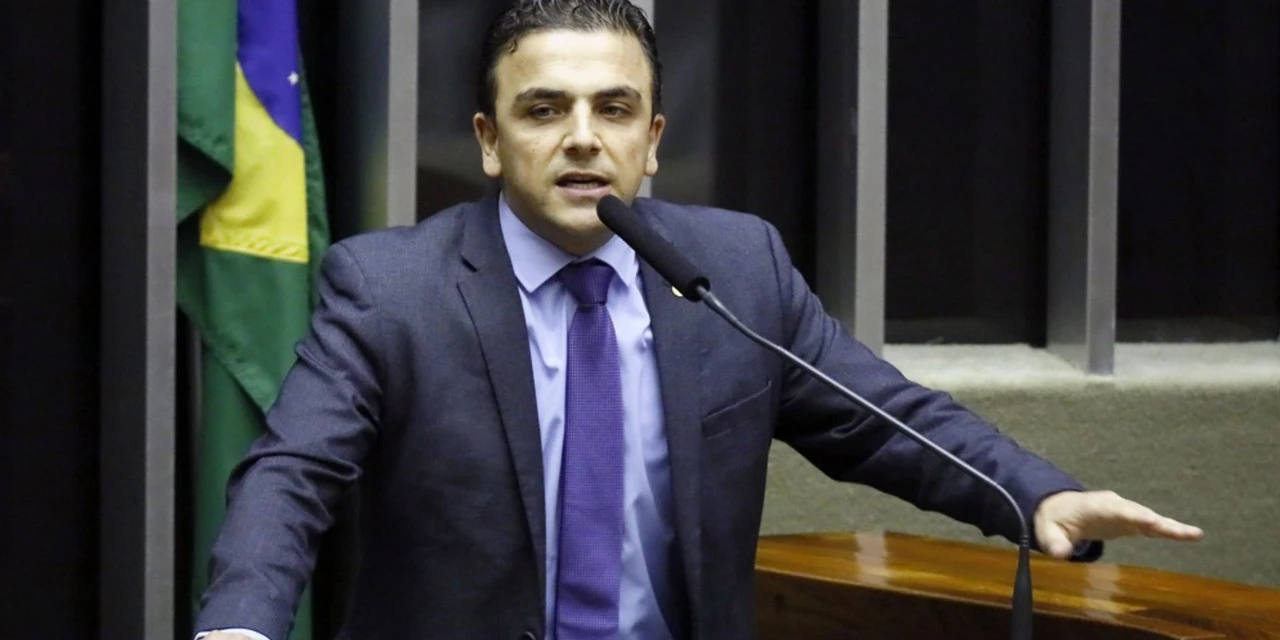 Aliel Machado é o entrevistado do "Ponto de Vista" neste sábado