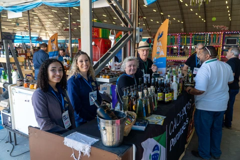 Atrações para toda família: Festival da Primavera agita Castro; evento segue no domingo
