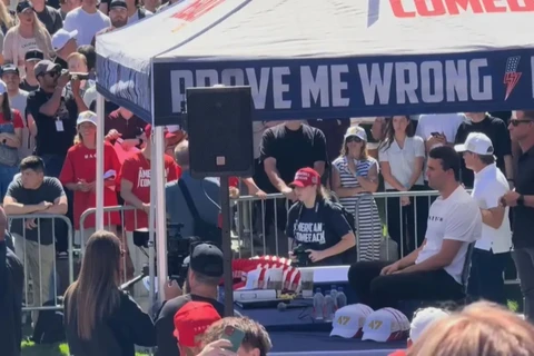 Médico brasileiro que celebrou morte de Charlie Kirk tem visto revogado pelos EUA