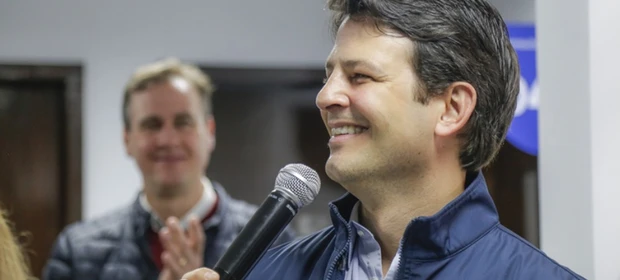 Eduardo Pimentel é o prefeito mais bem avaliado entre capitais, aponta Paraná Pesquisas