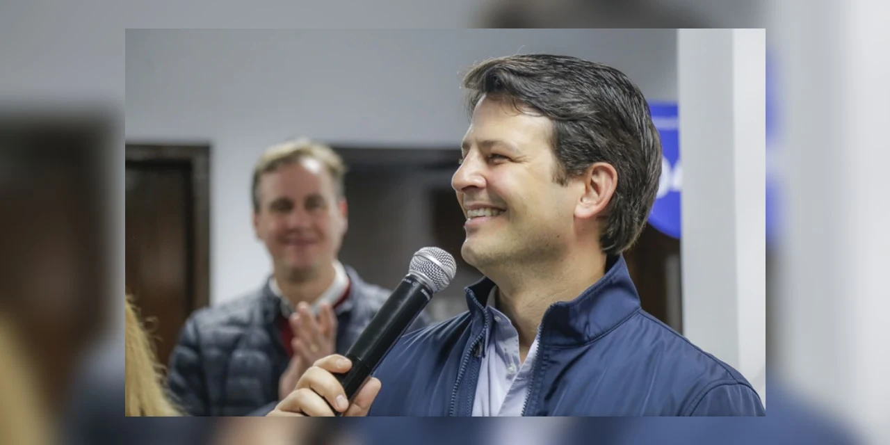 Eduardo Pimentel é o prefeito mais bem avaliado entre capitais, aponta Paraná Pesquisas