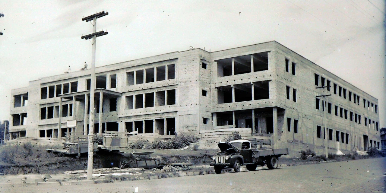 A história do prédio da UEPG que pouca gente conhece; veja fotos e entenda