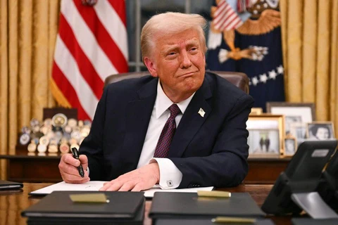 Artigo: 'A pequenez do governo Trump', por Oliveiros Marques