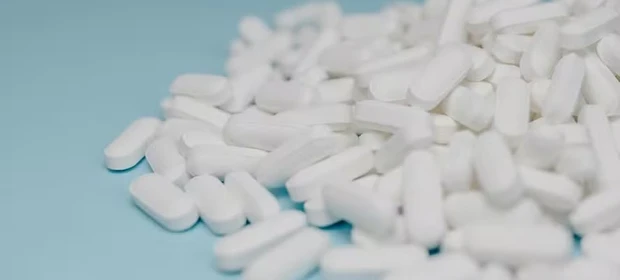 Ministério da Saúde emite nota e reafirma que paracetamol não causa autismo