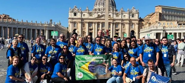 Coordenadora diocesana da Catequese será instituída pelo Papa Leão XIV neste domingo (28)