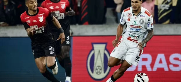 Análise: Derrota para o Athletico expõe evolução do Operário sob comando de Alex