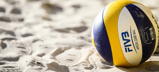Projeto Esporte de Base abre inscrições para novas turmas de vôlei de praia em PG