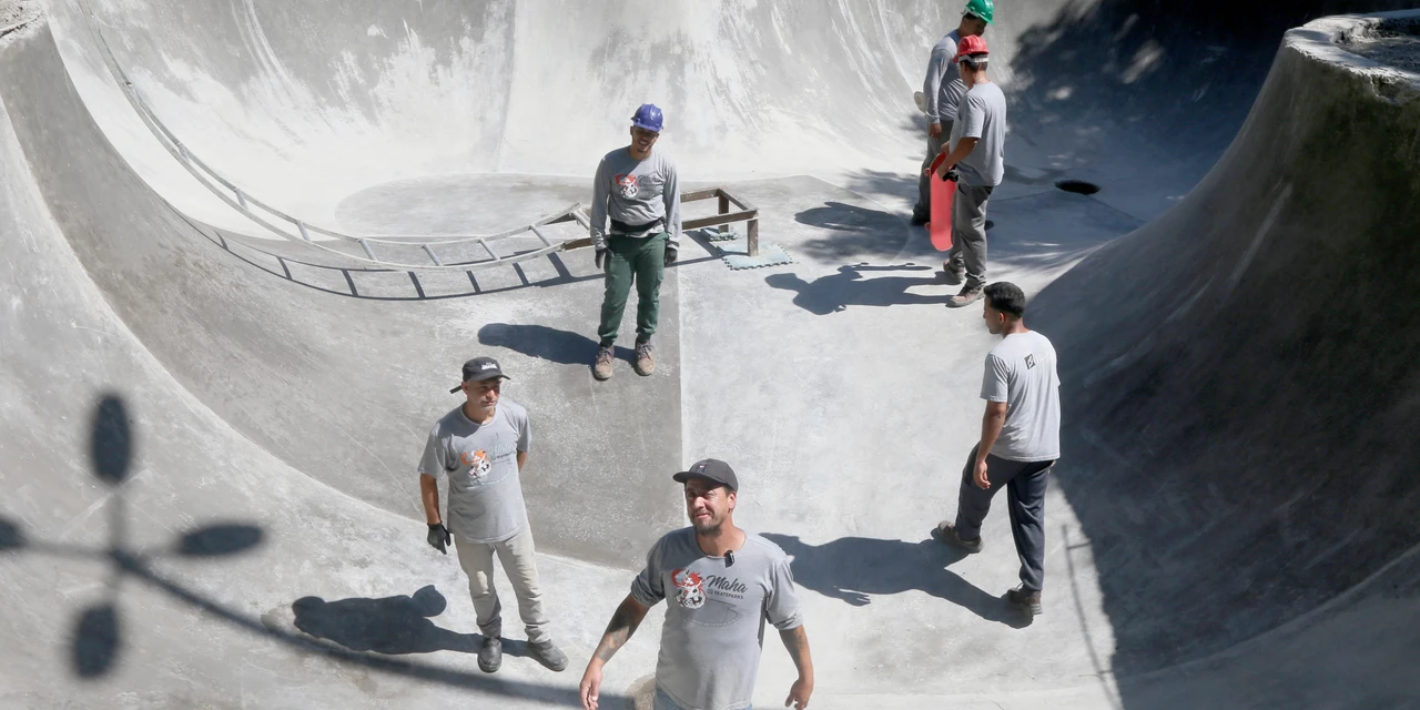 Prefeitura de Curitiba constrói pista pública de skate inspirada em bowl lendário da Califórnia