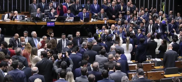 Câmara aprova projeto que isenta Imposto de Renda de quem ganha até R$5 mil por mês