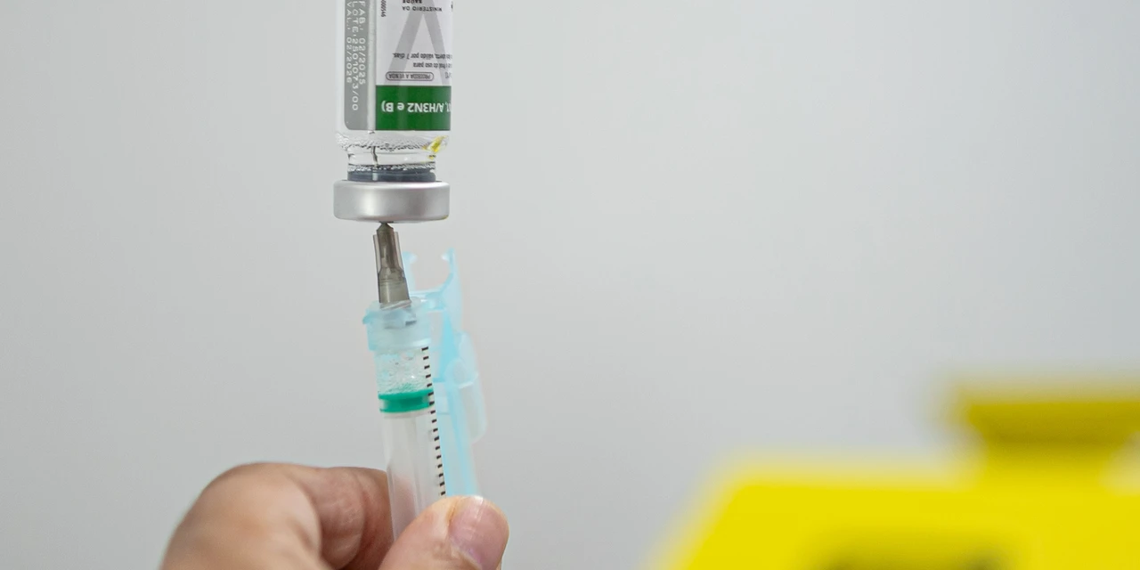 Campanha de multivacinação no Paraná começa na segunda-feira