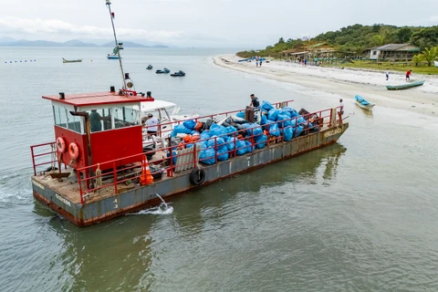 Foto: Claudio Neves/Portos do Paraná