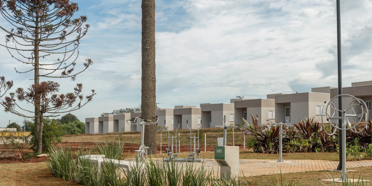 Entrega de 275 casas marca conclusão de bairro com mais de 1,4 mil moradias em PG
