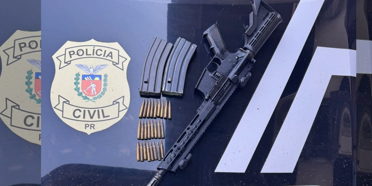 Investigação da Polícia Civil leva a fuzil enterrado no quintal de casa no PR