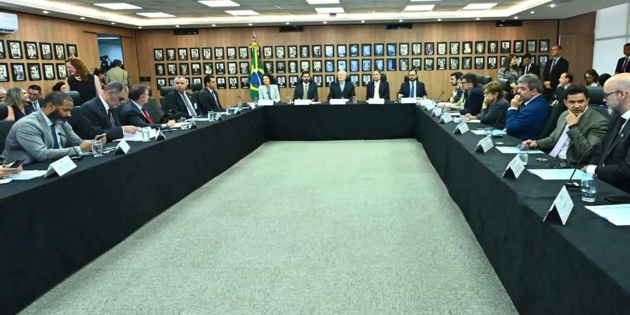 Governo cria comitê de enfrentamento da crise do metanol