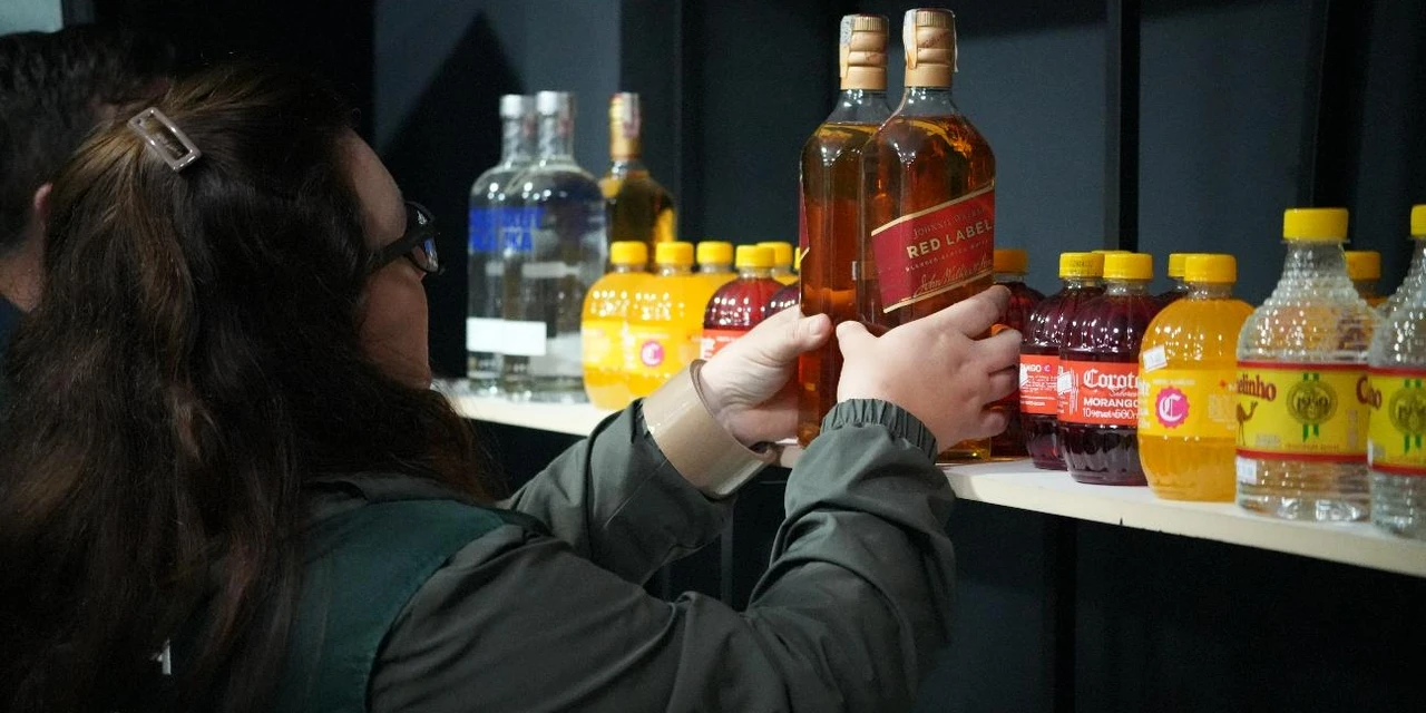 Operação na região acha irregularidades em bebidas e tira produtos suspeitos de circulação