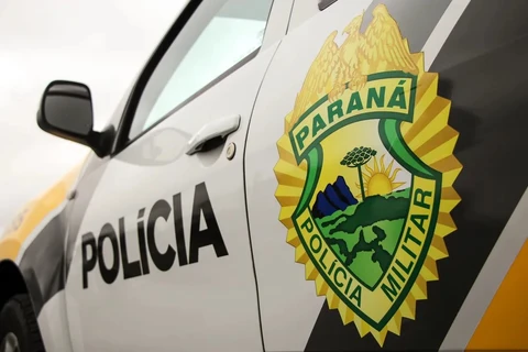 Polícia apreende crack e detém três pessoas por tráfico em Carambeí