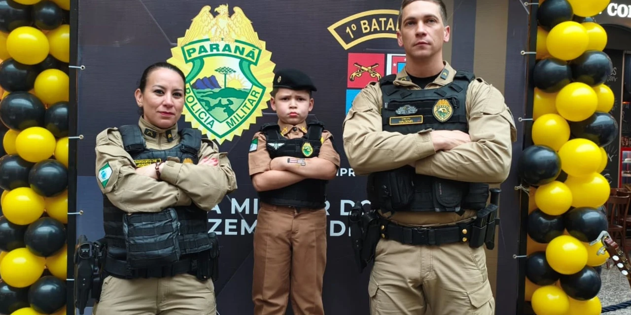 Fotos: PM comemora Dia das Crianças com ação em shopping de PG