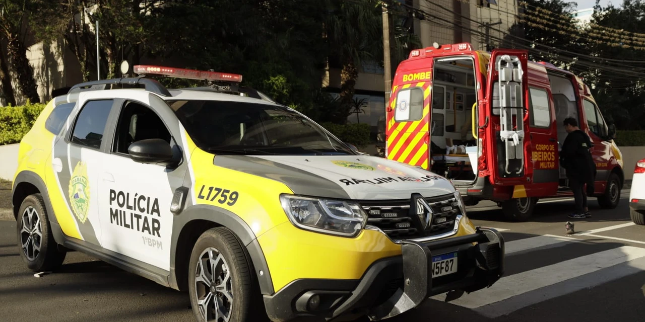 Acidente entre moto e Jeep deixa mulher ferida no centro de Ponta Grossa; confira fotos