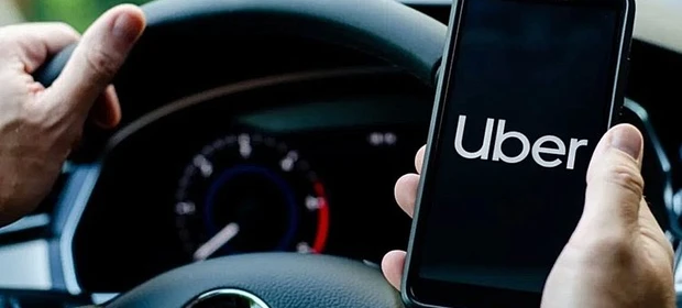 Uber divulga lista de carros que serão excluídos da plataforma em 2026; saiba quais são