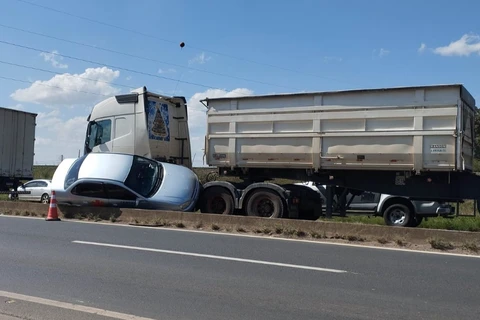 Membro da 'Cáritas' sofre acidente a caminho de paróquia em Ponta Grossa