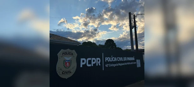 Homem descumpre medida protetiva, ameaça a mãe com faca e é preso