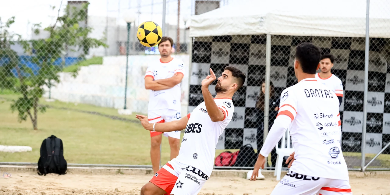 Interclubes de Futevôlei terá disputa por vagas na etapa final neste domingo
