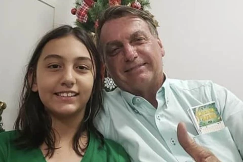 Bolsonaro poderá comemorar aniversário da filha, determina Moraes