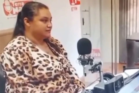 Mulher é presa no Paraná após fingir gravidez e câncer para aplicar golpe em rádio