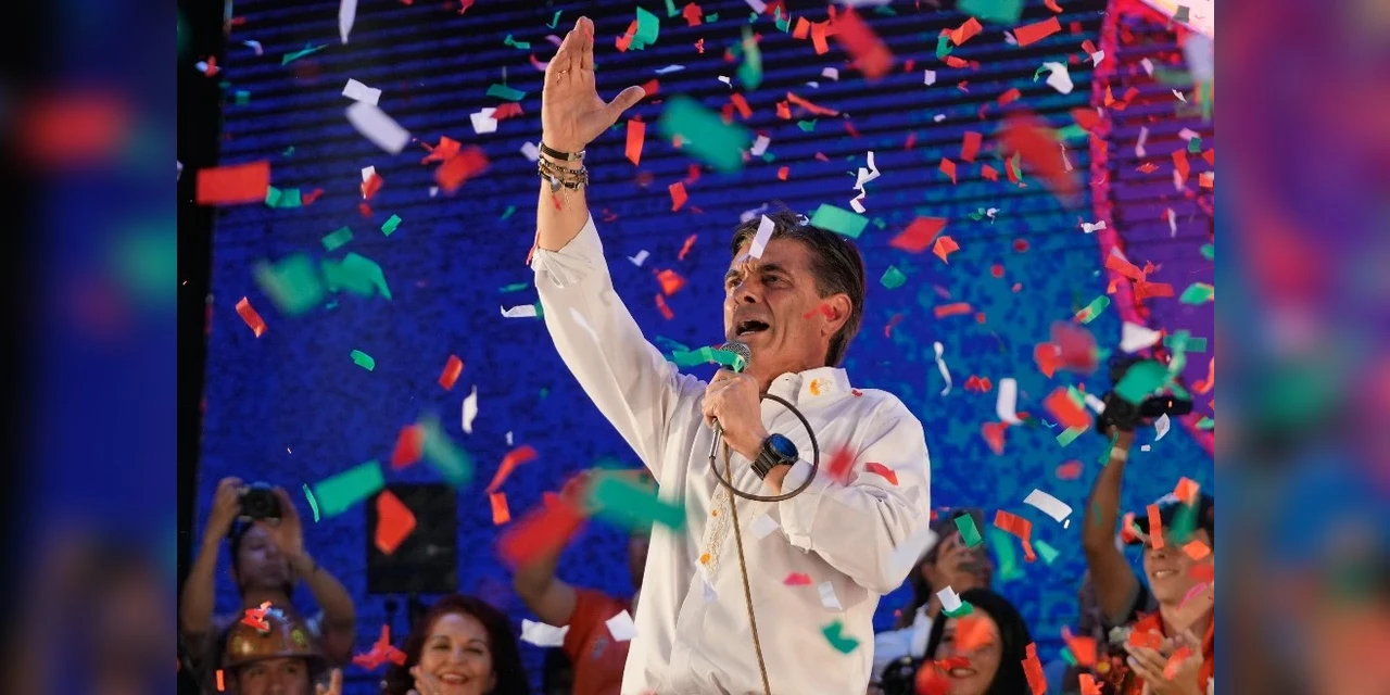 Rodrigo Paz Pereira, de centro-direita, é o novo presidente da Bolívia