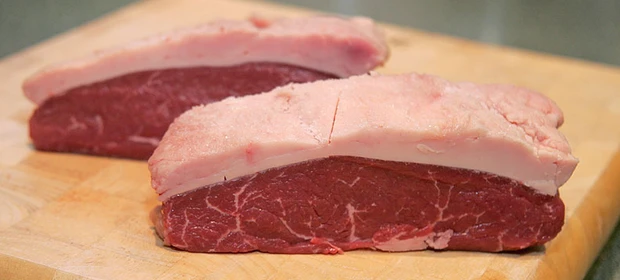 Mulher é flagrada furtando picanha em mercado de Palmeira