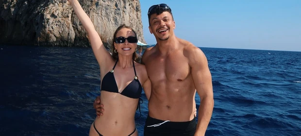 Após quatro dias do anuncio da separação, Tata Estaniecki se pronuncia