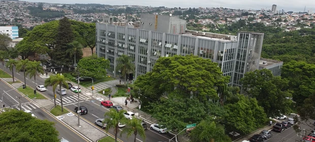 Prefeitura de PG analisa propostas inscritas no edital de terceirização da merenda escolar