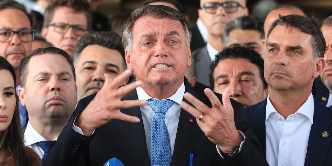 STF divulga íntegra da decisão que condenou Bolsonaro; leia