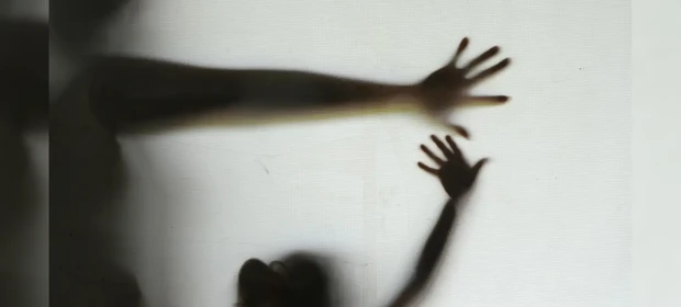 Justiça condena homem que abusou dos próprios filhos durante 11 anos em Irati